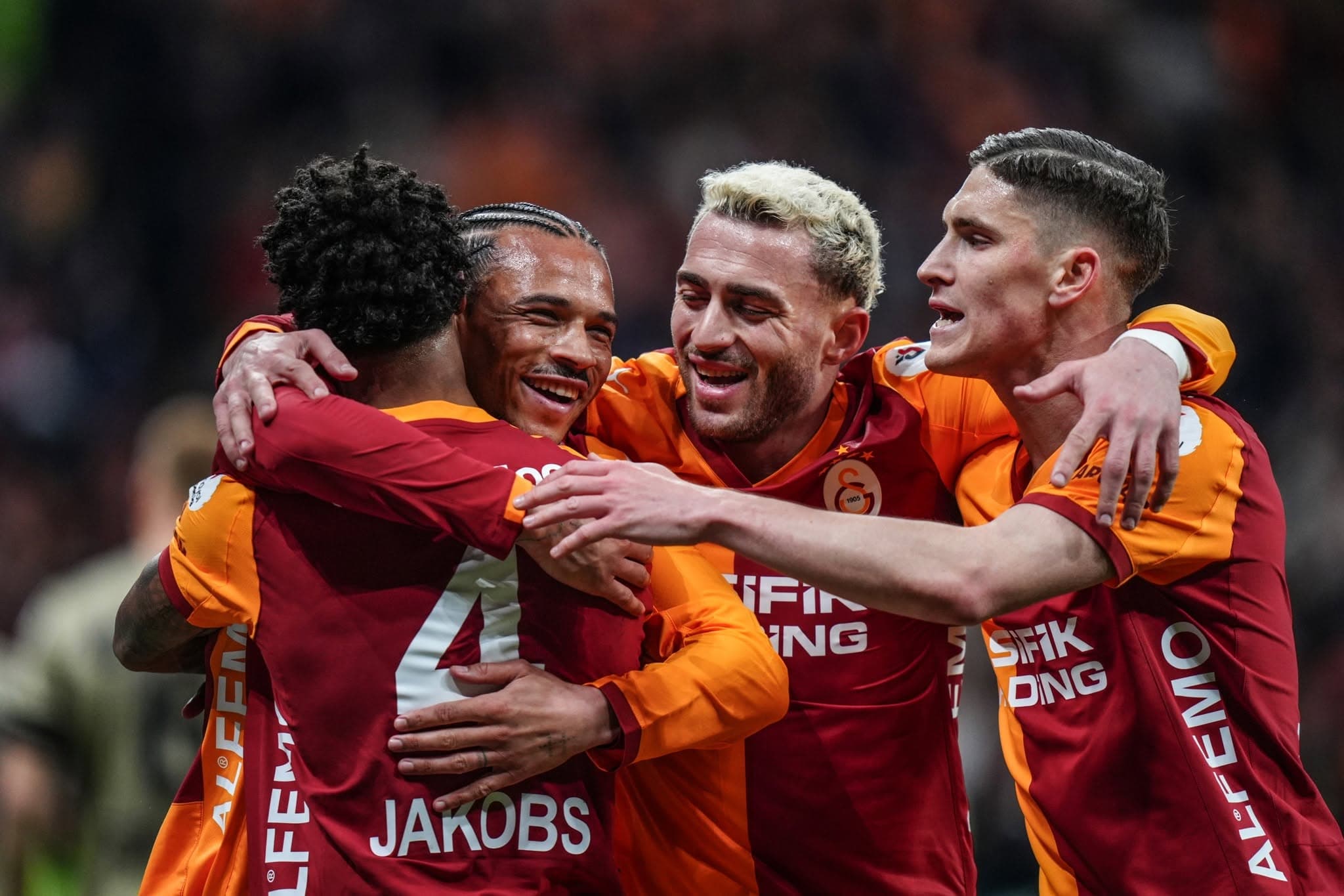 Galatasaray Liderlik İçin Sahada! Kasımpaşa Maçında Buruk Yok